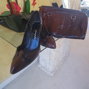 Vintage EEl skin bag & matching pump shoes.